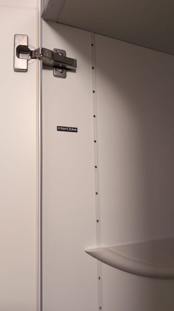 Linnenkast 3 Deurs H230xB+~200xD60cm