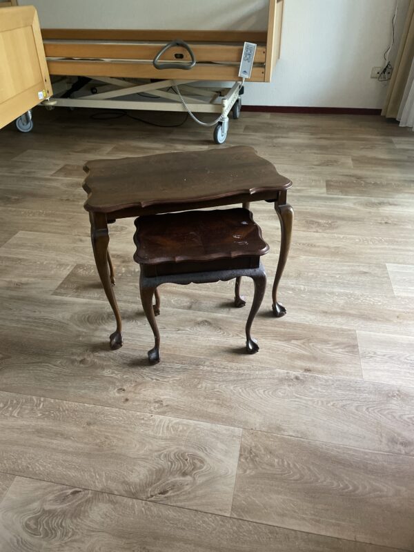 Bijzettafeltjes H45xB54xD36cm